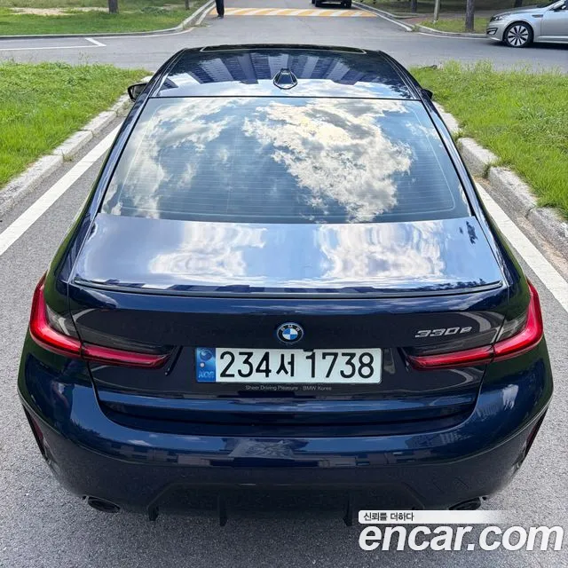 BMW 3 Series — Фото автомобиля 2