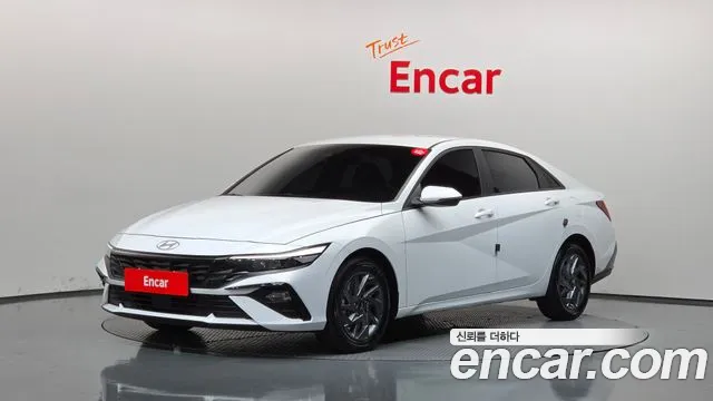 Фотография автомобиля — Hyundai Avante CN7