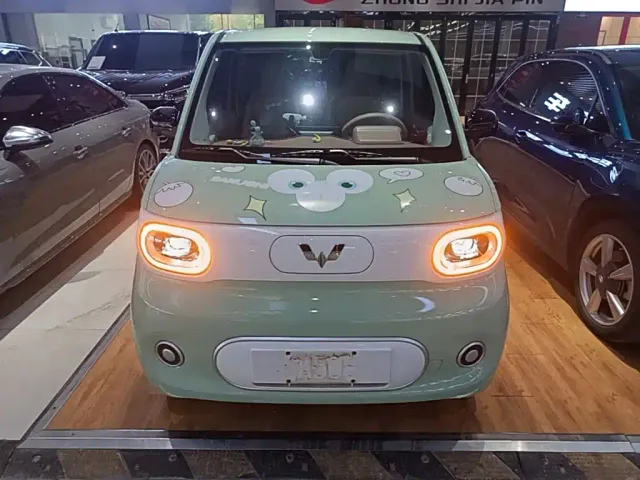 Wuling Hongguang Mini EV — Фото автомобиля 2