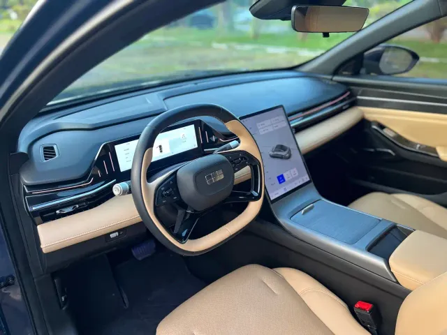 Geely Galaxy L6 — Фото автомобиля 9