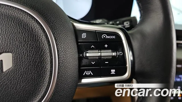 Kia Canival Carnival 4 поколение Бензин 9 мест Prestige — Фото автомобиля 24