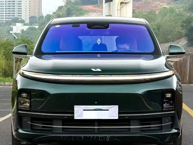 Li Auto L7 — Фото автомобиля 13