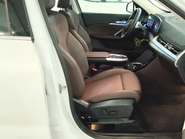 BMW X1 — Фото автомобиля 24