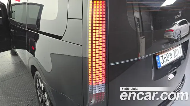 Hyundai Staria Staria 4WD Lounge 9 мест — Фото автомобиля 22