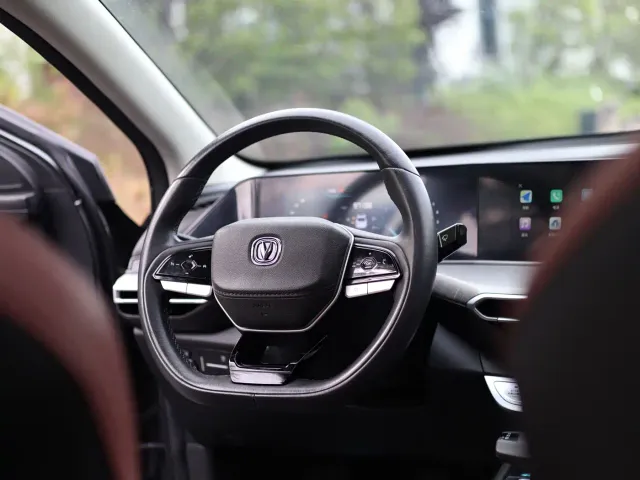 Changan Eado — Фото автомобиля 22