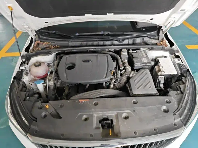 Geely Emgrand — Фото автомобиля 16