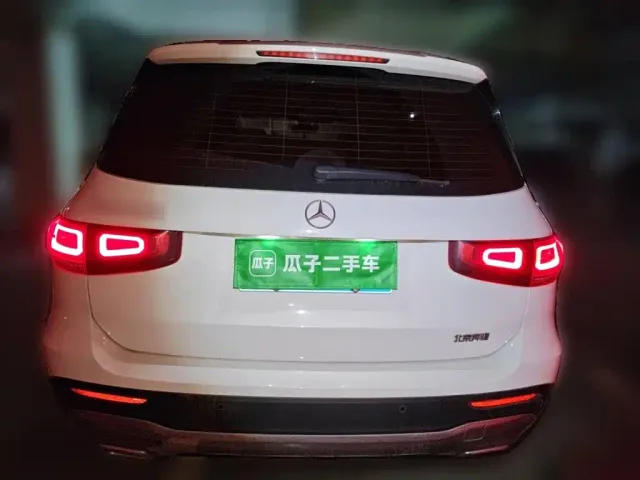 Mercedes-Benz Mercedes-Benz GLB 2023 GLB 220 Dynamic — Фото автомобиля 3