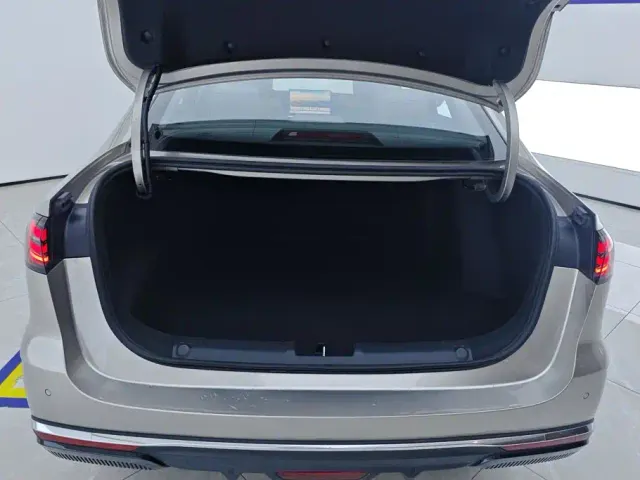 Geely Galaxy Stellar 6 — Фото автомобиля 4