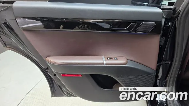 Hyundai Grandeur GN7 — Фото автомобиля 14