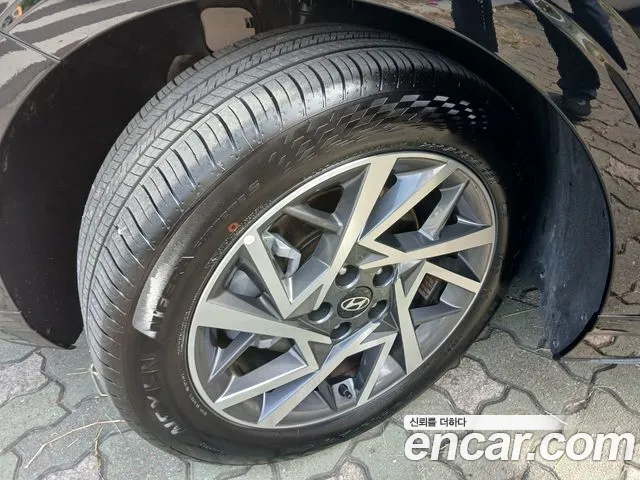 Hyundai Grandeur GN7 — Фото автомобиля 18