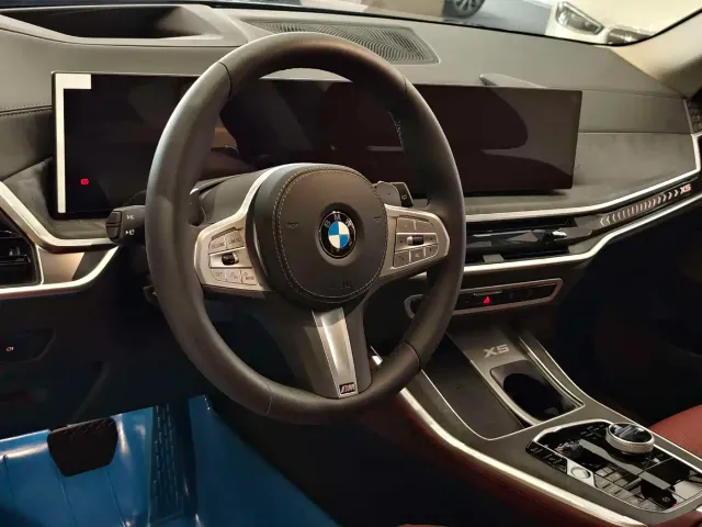 BMW X5 — Фото автомобиля 11