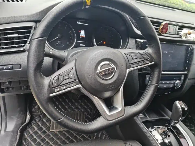 Nissan X-Trail — Фото автомобиля 11