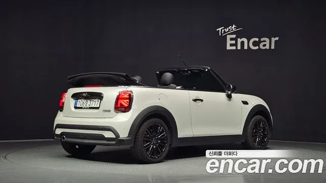 Mini Cooper Convertible — Фото автомобиля 2