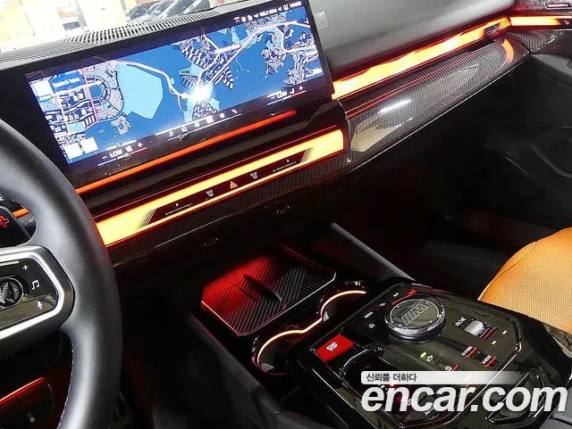 BMW M5 — Фото автомобиля 13
