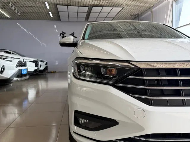 Volkswagen Sagitar — Фото автомобиля 4