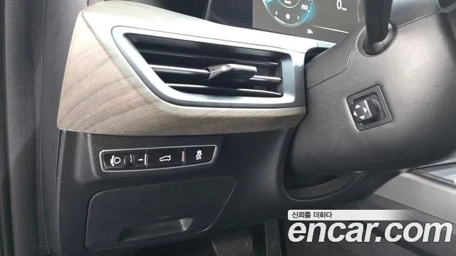 Kia K8 — Фото автомобиля 13
