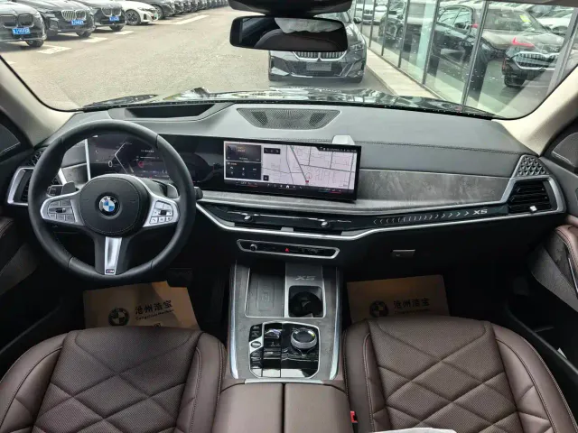 BMW X5 — Фото автомобиля 12