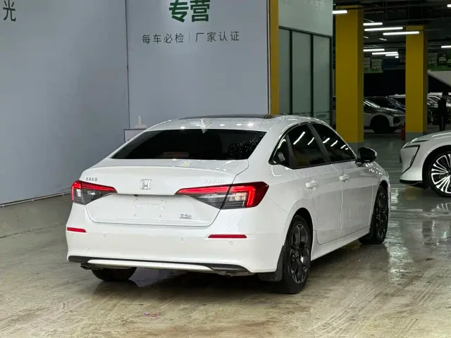 Honda Civic — Фото автомобиля 5