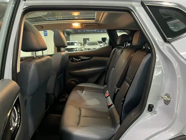 Nissan Qashqai — Фото автомобиля 11