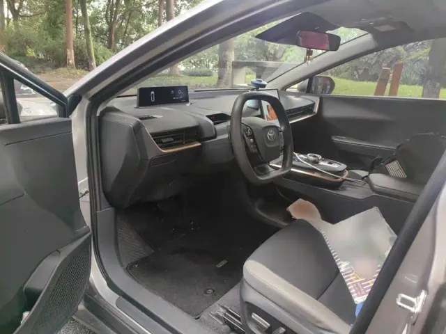 Toyota bZ3 — Фото автомобиля 17