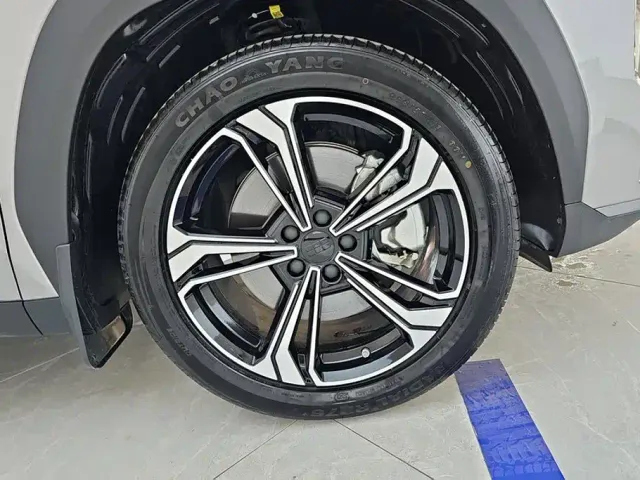 Geely Galaxy L7 — Фото автомобиля 6