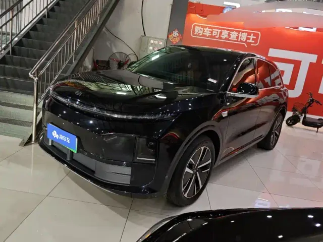 Фотография автомобиля — Li Auto L6