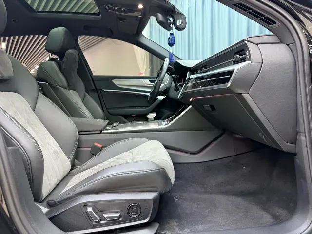 Audi A6L — Фото автомобиля 20