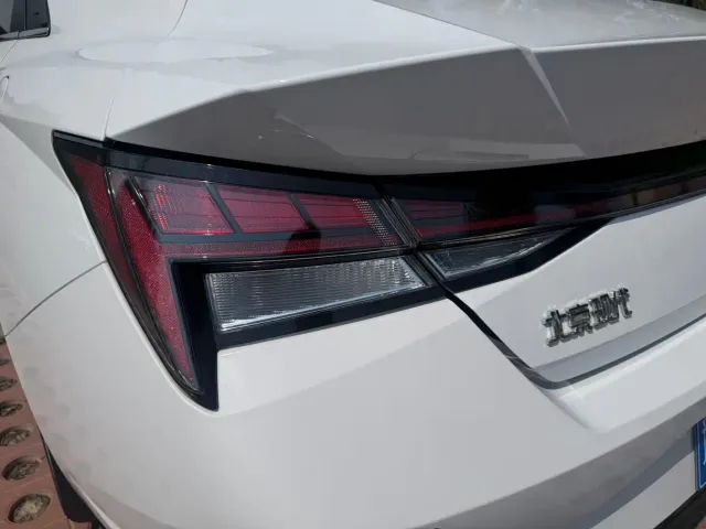 Hyundai Elantra — Фото автомобиля 8