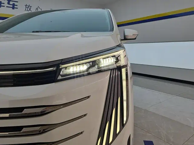 GAC Trumpchi E9 — Фото автомобиля 5