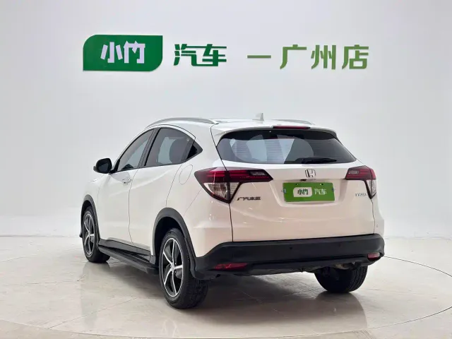Honda Vezel — Фото автомобиля 4