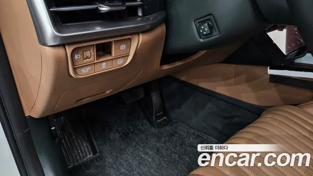 Hyundai Grandeur GN7 — Фото автомобиля 29