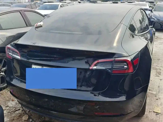 Tesla Model 3 2022 Model Rear-Wheel Drive Version — Фото автомобиля 8