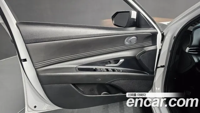 Hyundai Avante CN7 — Фото автомобиля 13