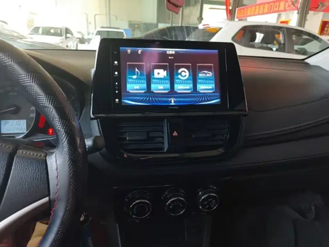 Toyota Vios FS — Фото автомобиля 12