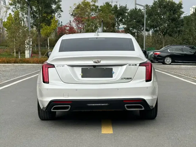 Cadillac CT5 — Фото автомобиля 5