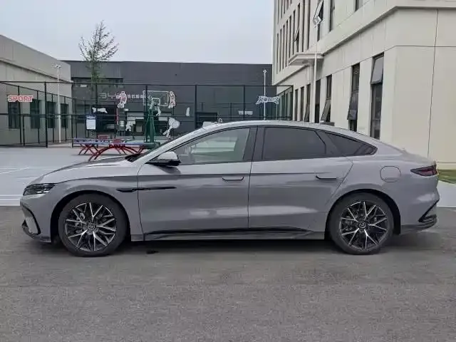 BYD Han — Фото автомобиля 3