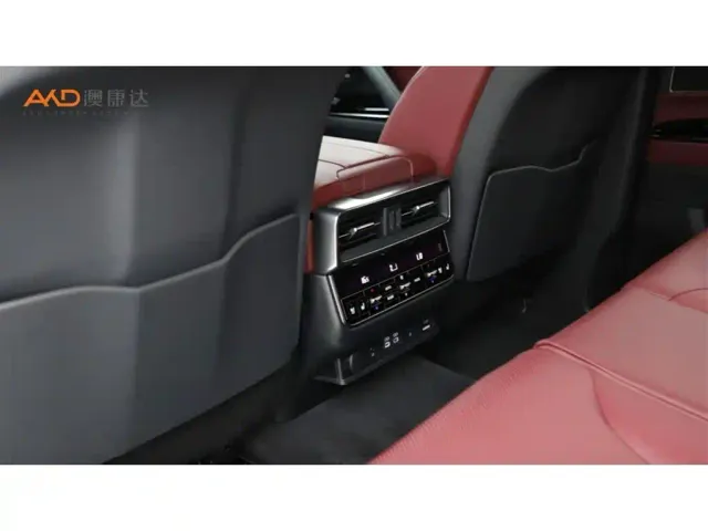 Lexus LX — Фото автомобиля 10
