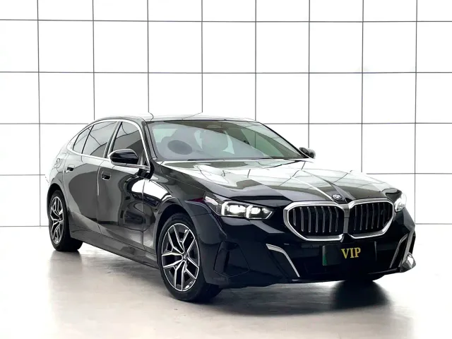 BMW i5 — Фото автомобиля 7