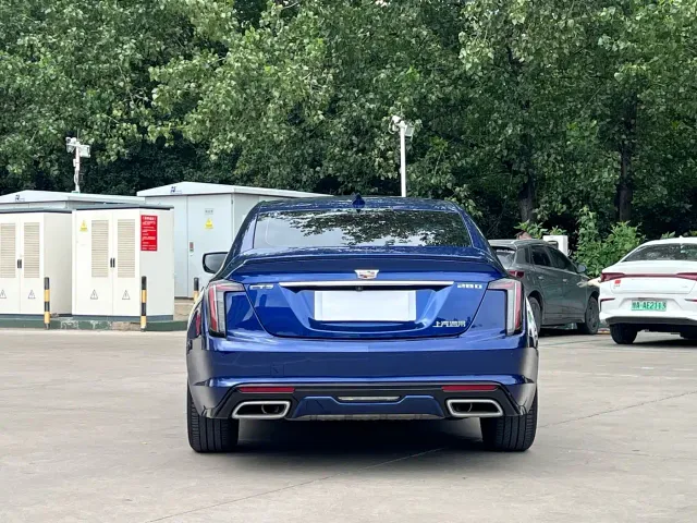 Cadillac CT5 — Фото автомобиля 6