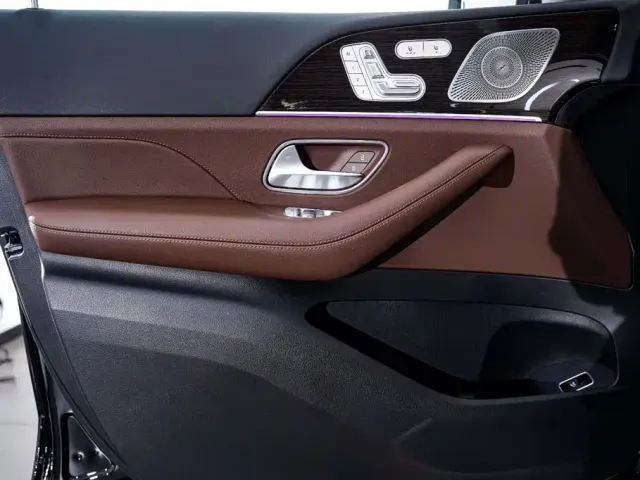 Mercedes-Benz GLE-Class — Фото автомобиля 17