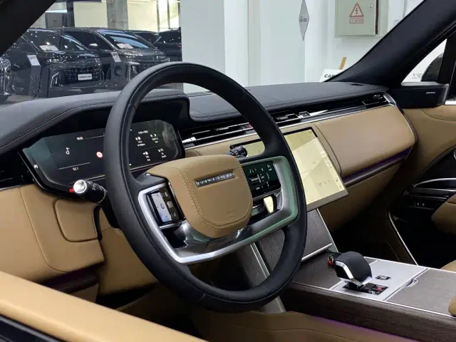 Land Rover Range Rover — Фото автомобиля 28
