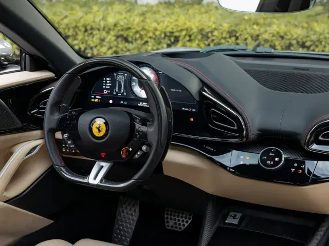 Ferrari Purosangue — Фото автомобиля 12