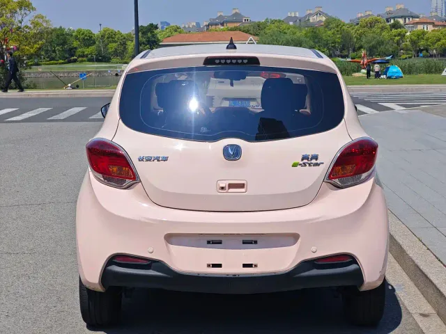 Changan Benben E-Star — Фото автомобиля 5