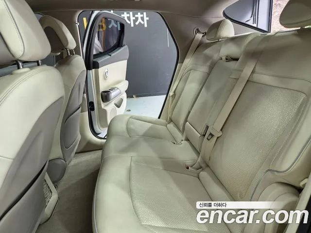 Genesis GV60 — Фото автомобиля 11