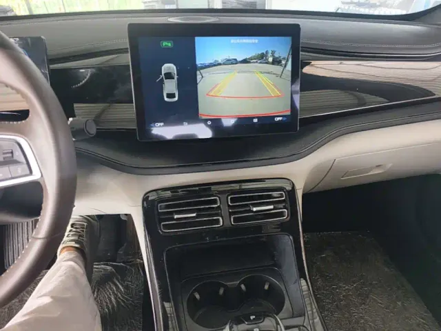 BYD Qin PLUS — Фото автомобиля 12