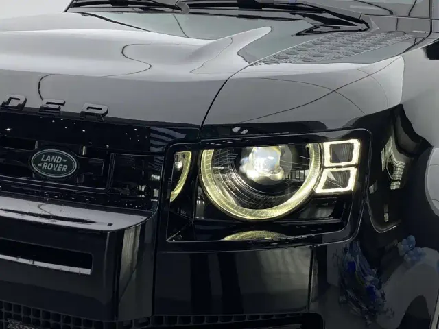 Land Rover Defender — Фото автомобиля 5