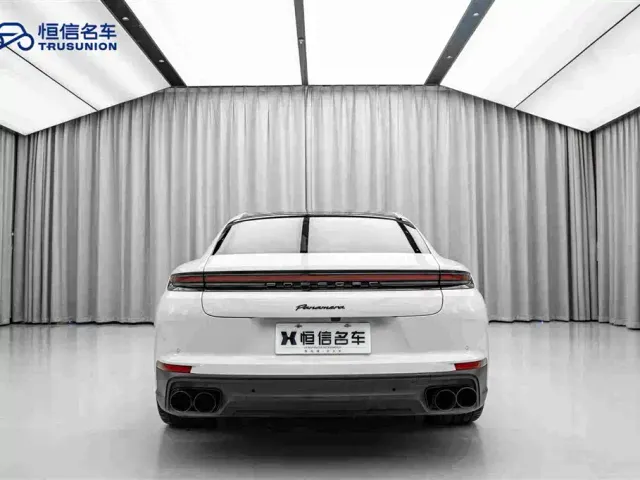 Porsche Panamera — Фото автомобиля 6