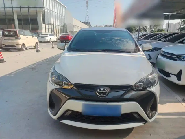 Toyota YARiS L Zhi Xuan — Фото автомобиля 2