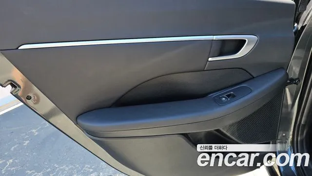 Hyundai Sonata Sonata (DN8) 2.0 LPG(Для проката) — Фото автомобиля 25