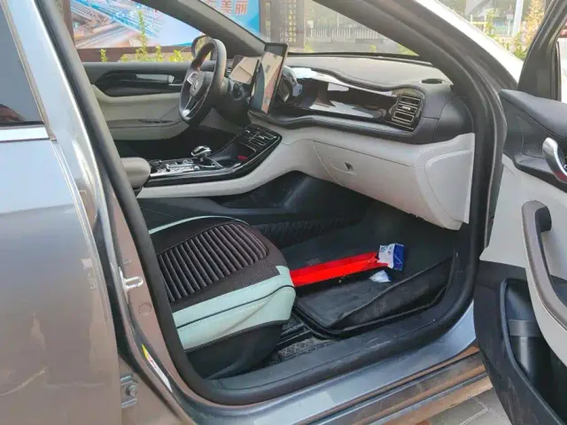 BYD Qin PLUS — Фото автомобиля 8
